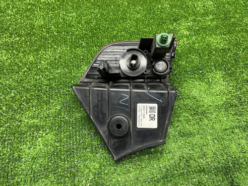 Накладка правая Mitsubishi Pajero Sport 3 (15-21)