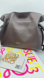 Брошь Loewe