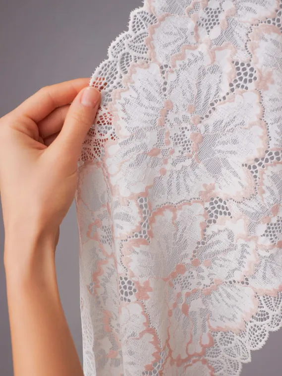 03-286 ОПТ Кружево эластичное 22 см, айвори/пудра