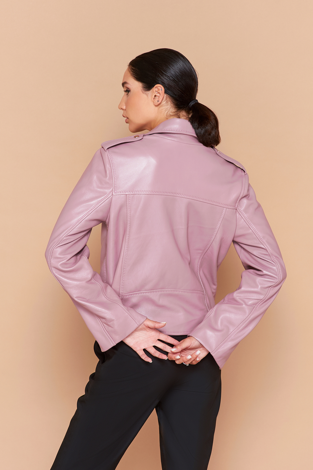 Косуха пудра classic мягкая кожа