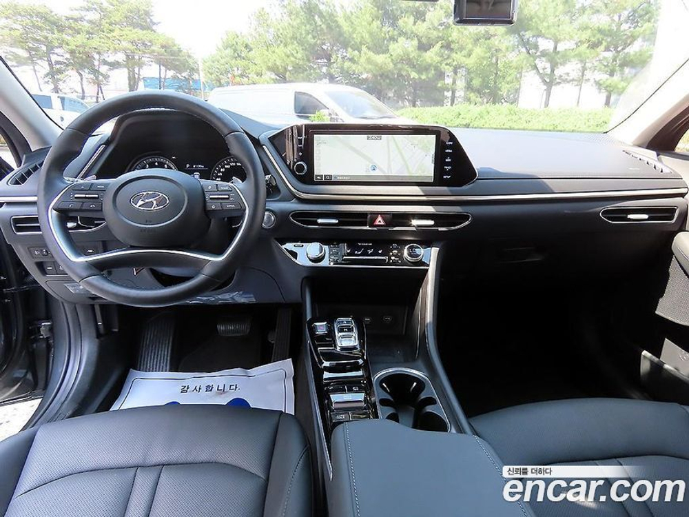 Hyundai Sonata (DN8) 2.0 (04.2021)