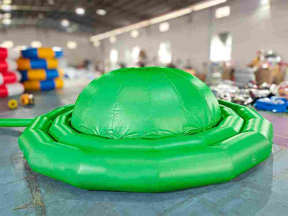 Надувное оборудование «Надувной живот» 3*3*1,2 м, зелёный