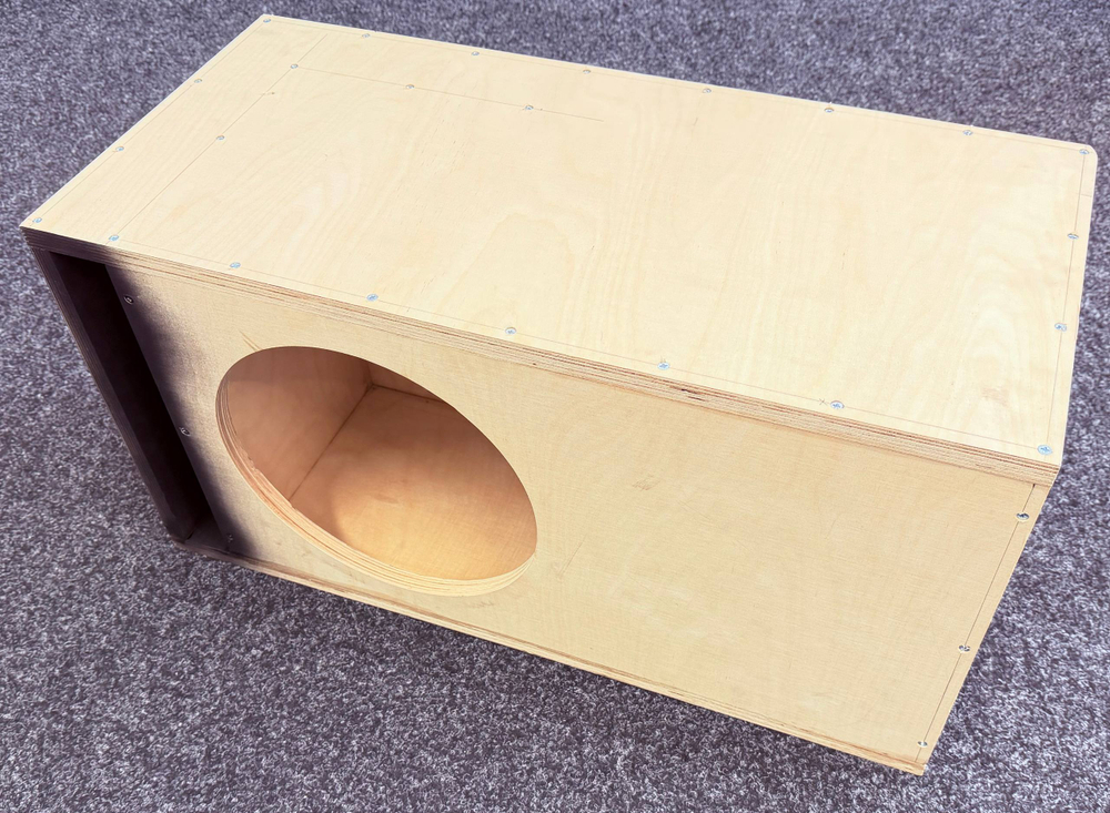 Kutija za vufer sa L portom (12 inca )