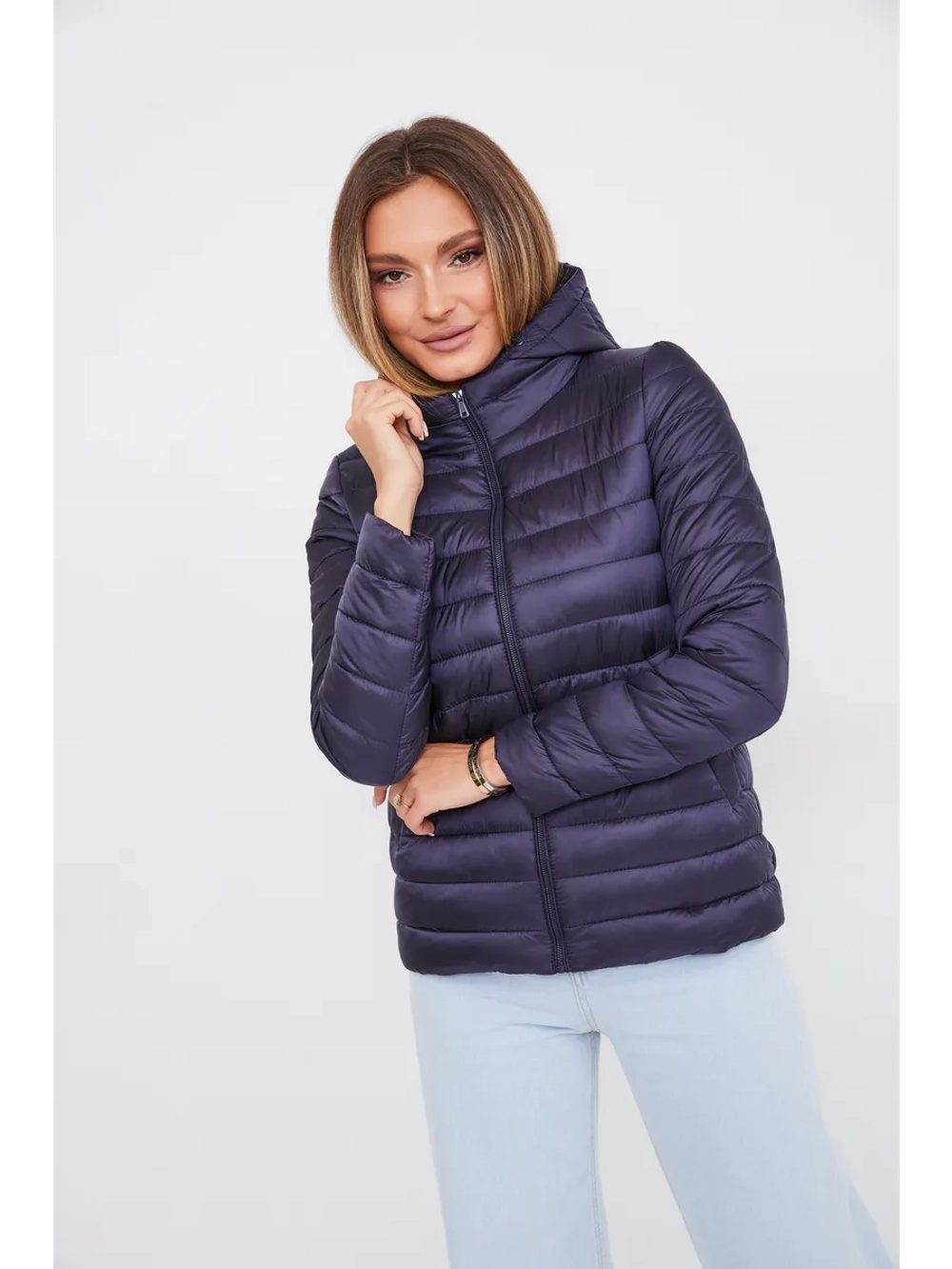 Куртка стеганая с капюшоном легкая