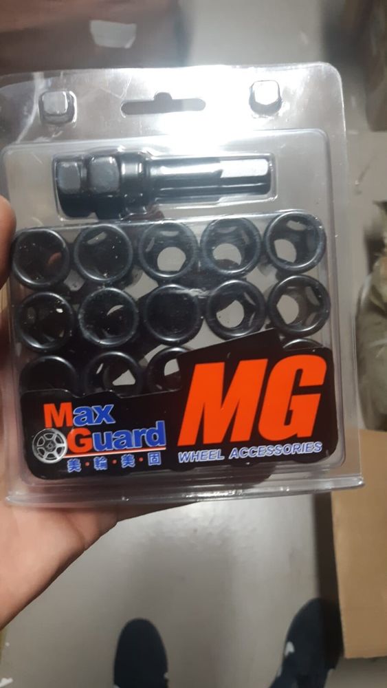 1.5 (черный) / Гайки (M12х1.5) Max Guard MG, черный цвет (20шт + ключ)