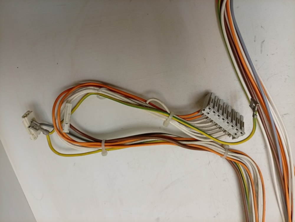 FCS800C кт34 Проводка для стиральной машины Electrolux AEG Zanussi б/у