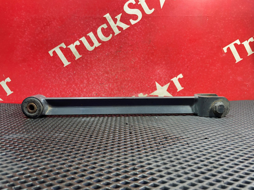 Стойка стабилизатора переднего