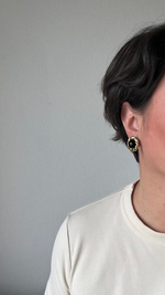 Серьги с чёрными кабошонами