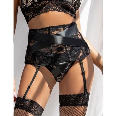 Чулки, пояса и колготки для секса