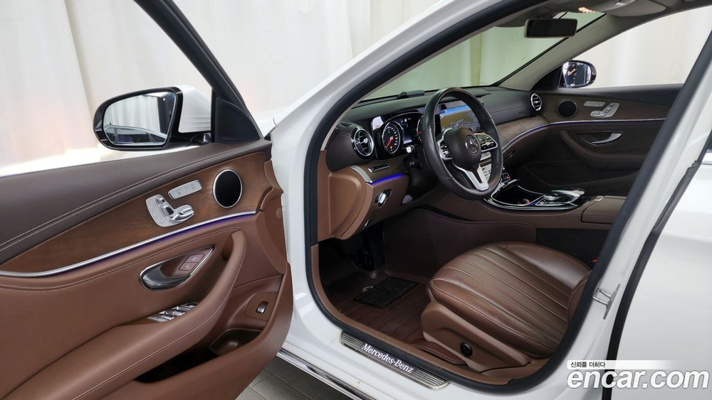 Mercedes-Benz E-Class W213 E220d 4MATIC Exclusive (06.2020)