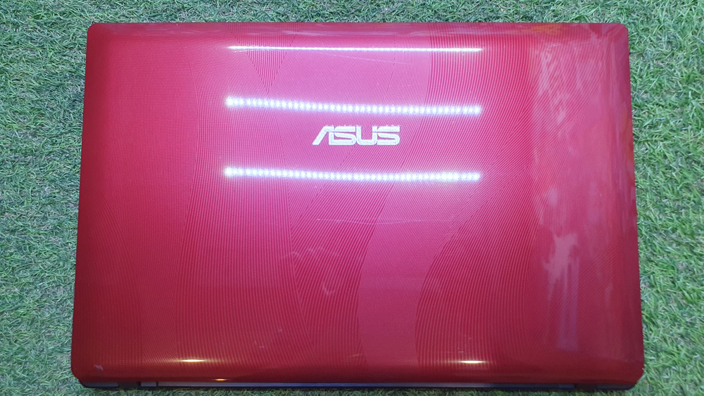 Ноутбук ASUS i3/8Gb/GT 520M 1Gb