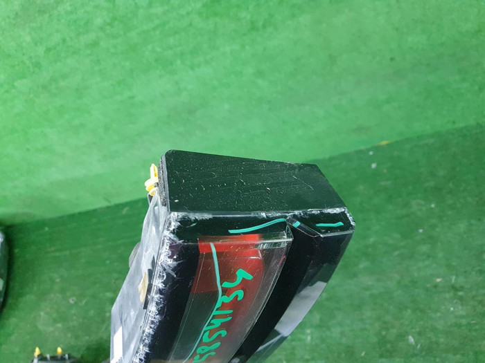 Фонарь крышки багажника Range Rover Velar (17-23)