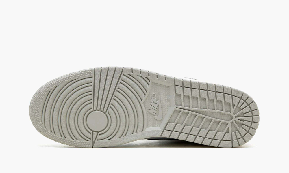 Air Jordan 1 Retro High OG "White Cement"