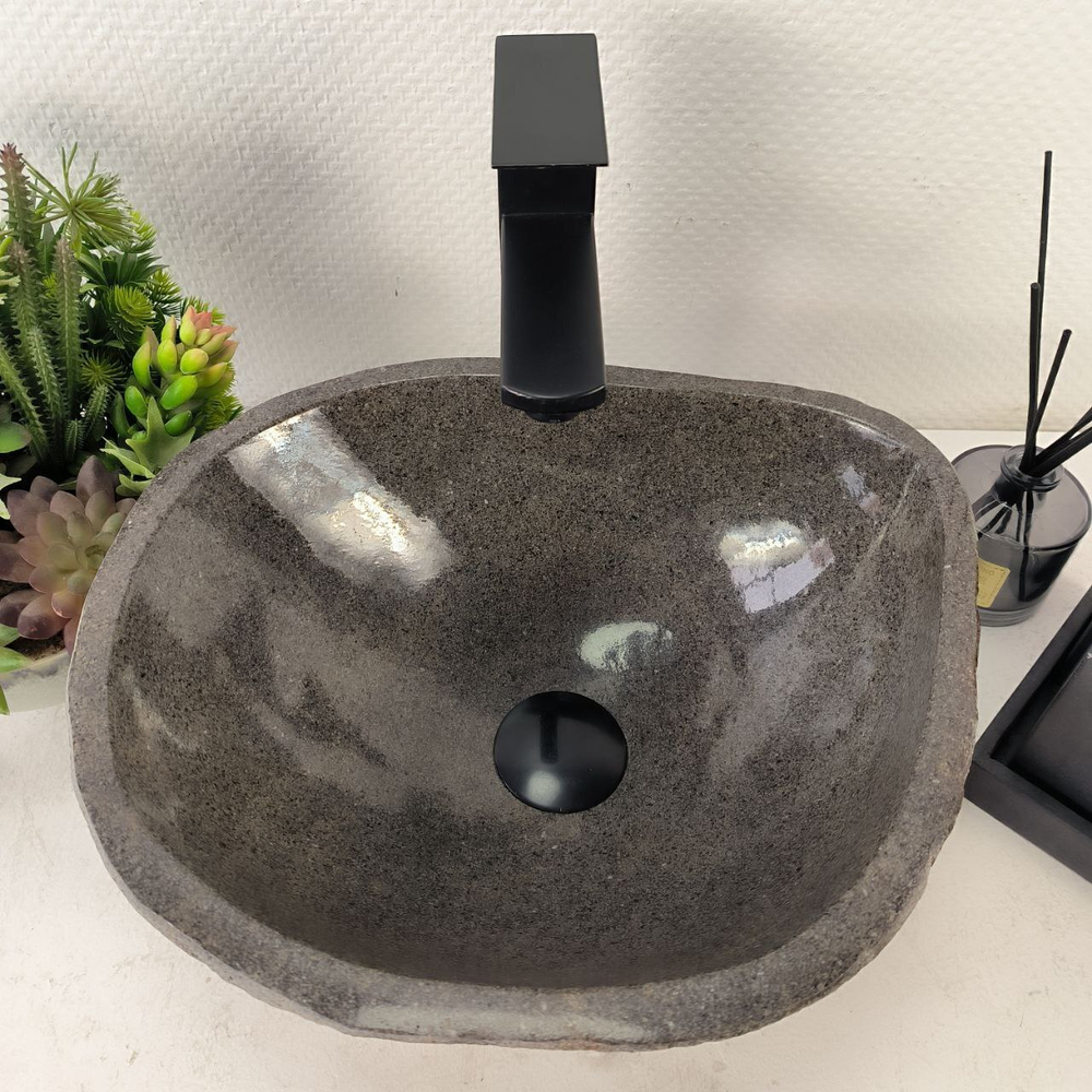 Раковина из речного камня RS-65077 36*32*15 0855