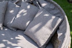 "Стильяно" плетеная кровать круглая, цвет соломенный