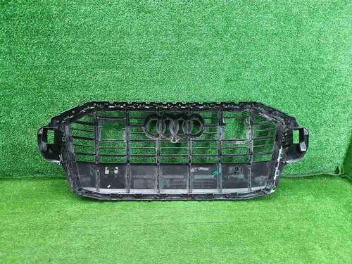 Решетка радиатора Audi Q7 2 (2019-2024)