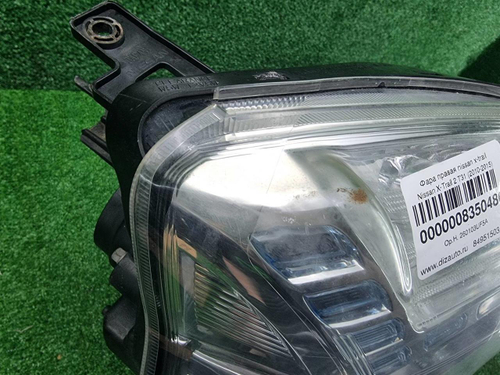 Фара правая Nissan X-Trail 2 Т31 (10-15) ксенон