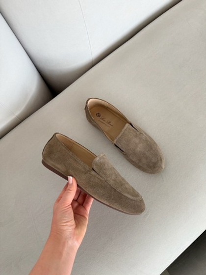 Лоферы из натуральной замши