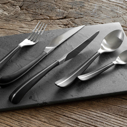 Набор столовых приборов на 6 персон 24 предмета Robert Welch Contour Noir