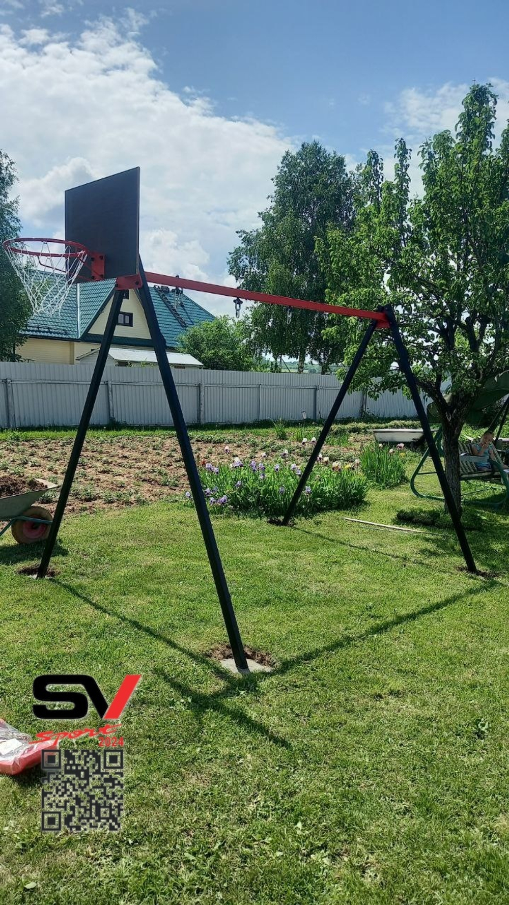 Монтаж уличных качелей Sv Sport