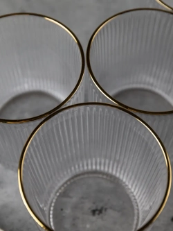 Набор стаканов 6шт с глубокими ребрами и золотой каймой