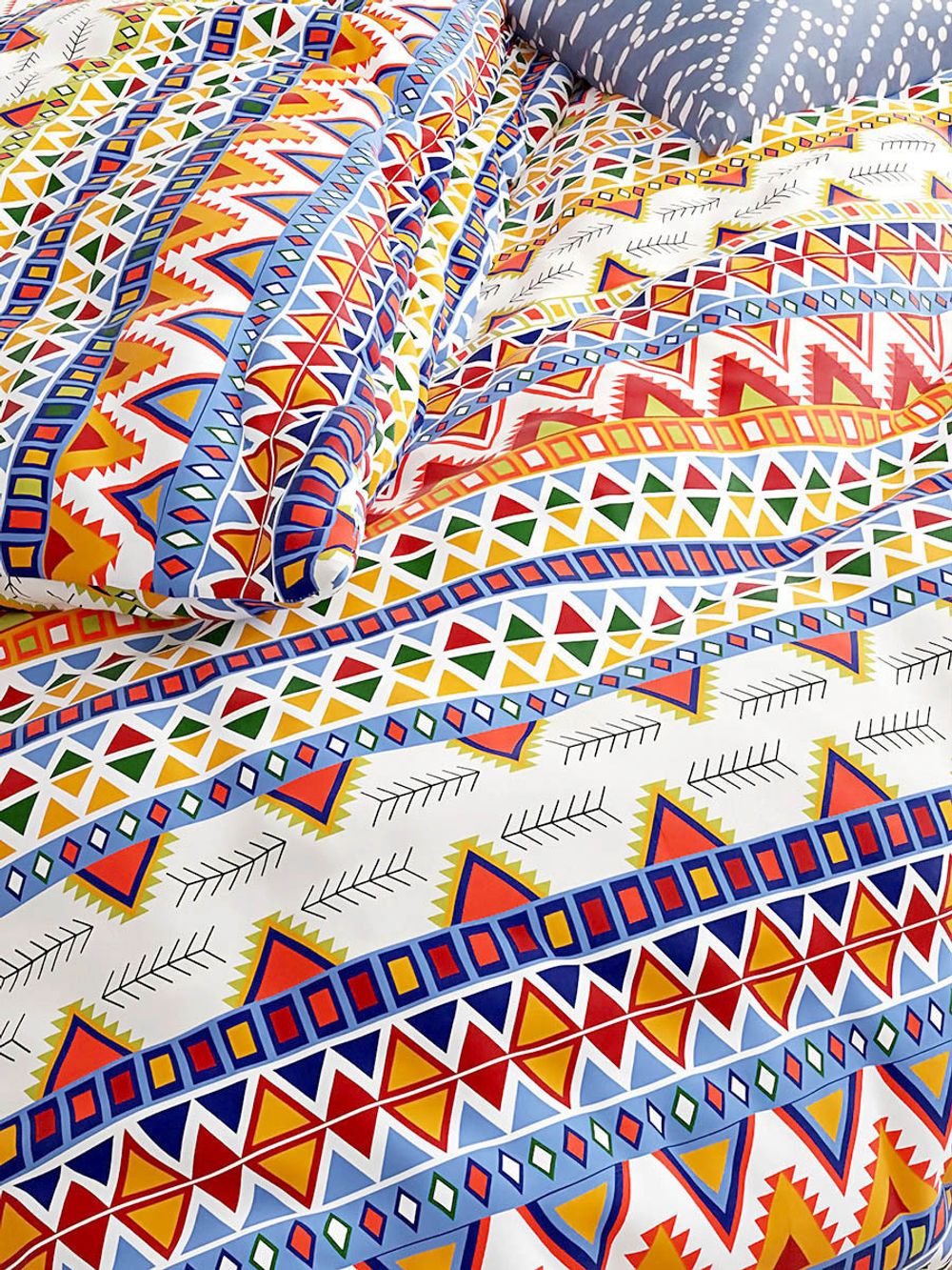 Постельное белье Сказка "Орнамент" 1,5-сп Наволочка 50х70 см 1 шт Простынь на резинке 90х200 см Пододеяльник 145х215 см, перкаль