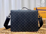Портфель-сумка через плечо Louis Vuitton S-Lock