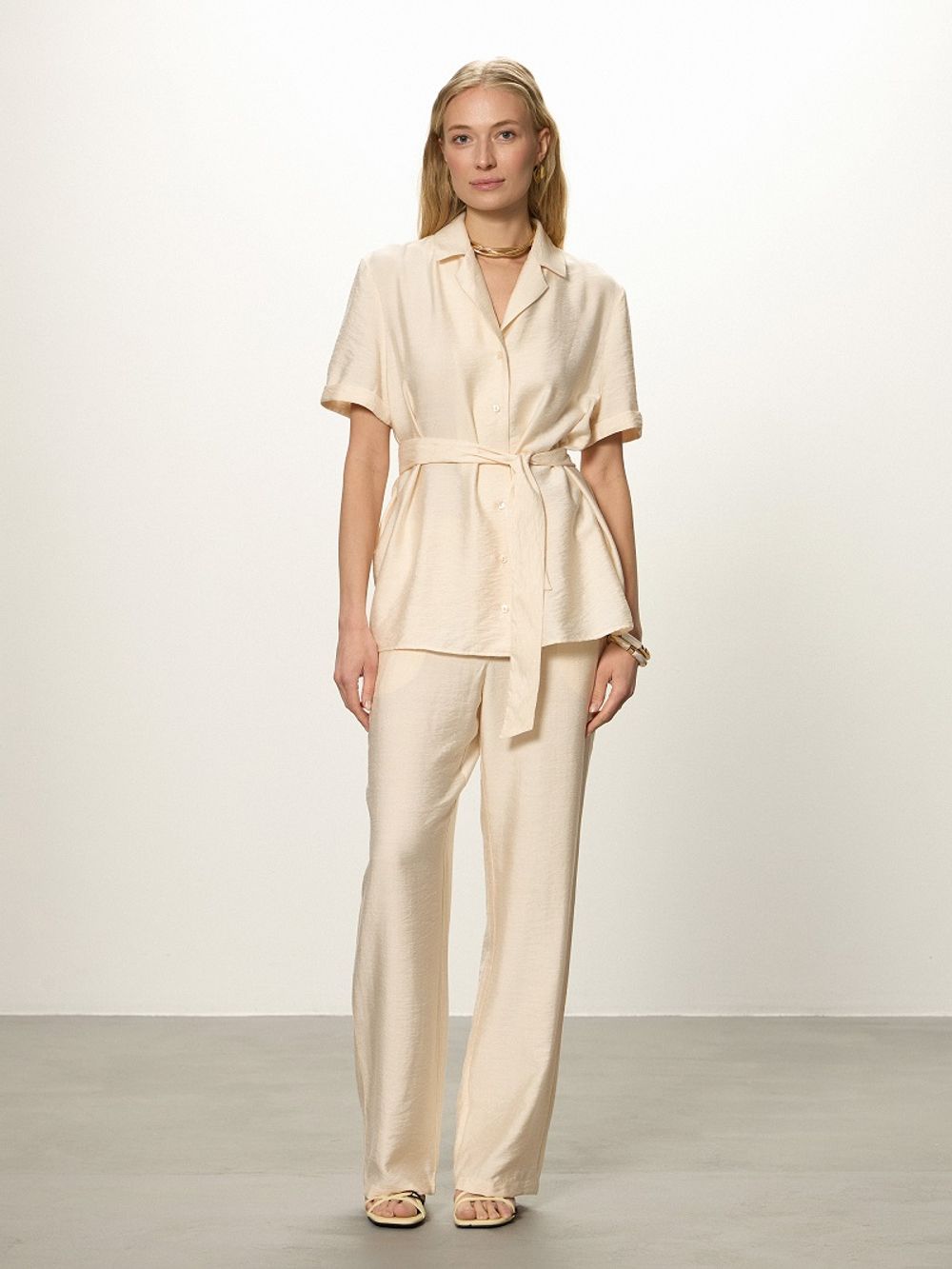 Брюки палаццо на резинке молочная вискоза (Размер 42, 44)