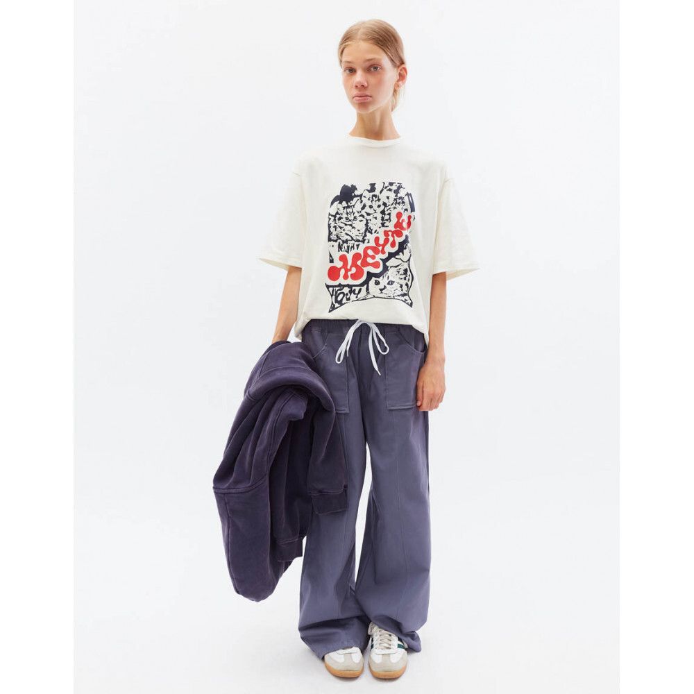 Футболка БИЧ Мечты молочная