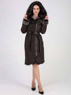 Дубленка зимняя натуральная с капюшоном