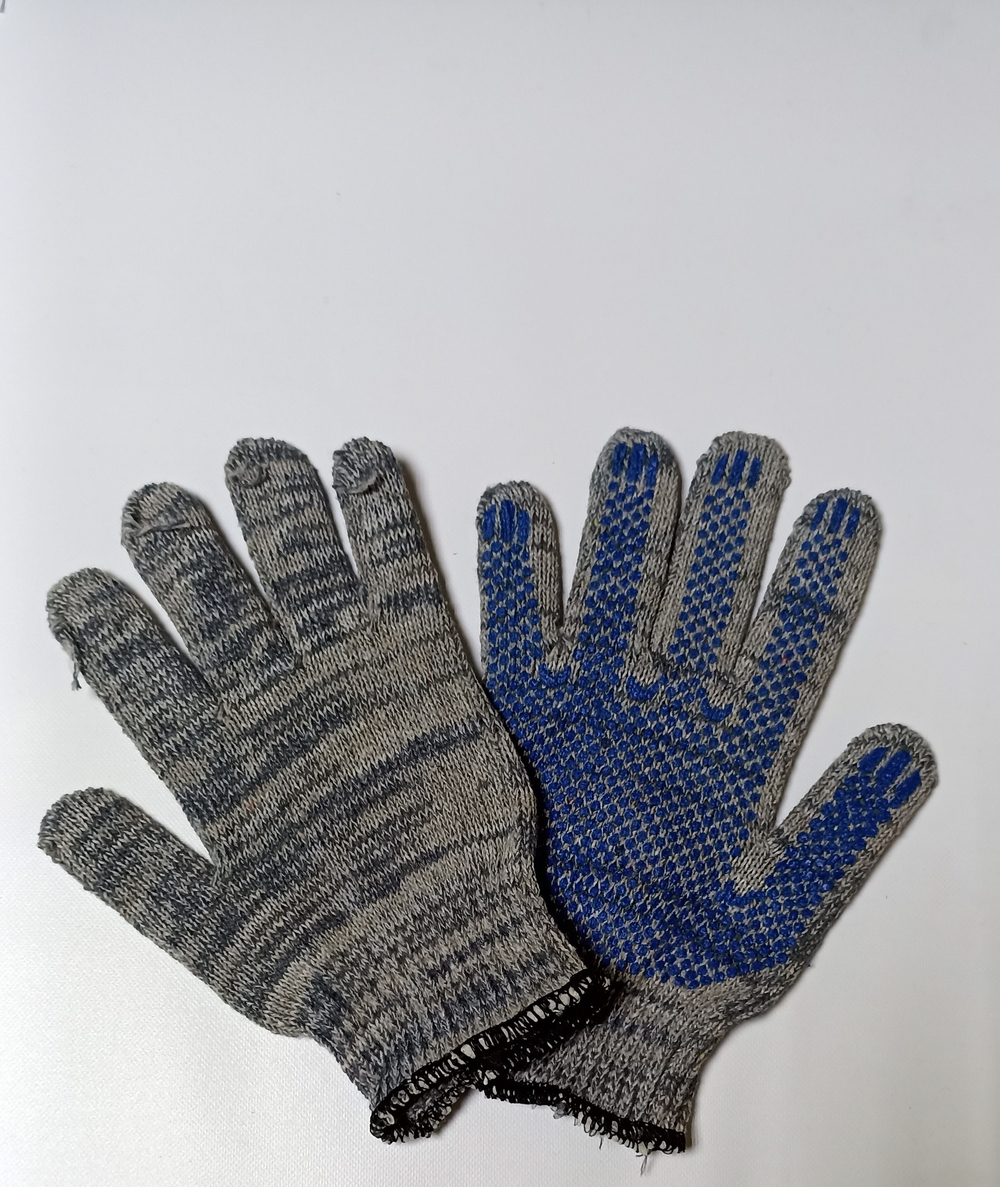 Перчатки ХБ с ПВХ 4 нит. (серые)