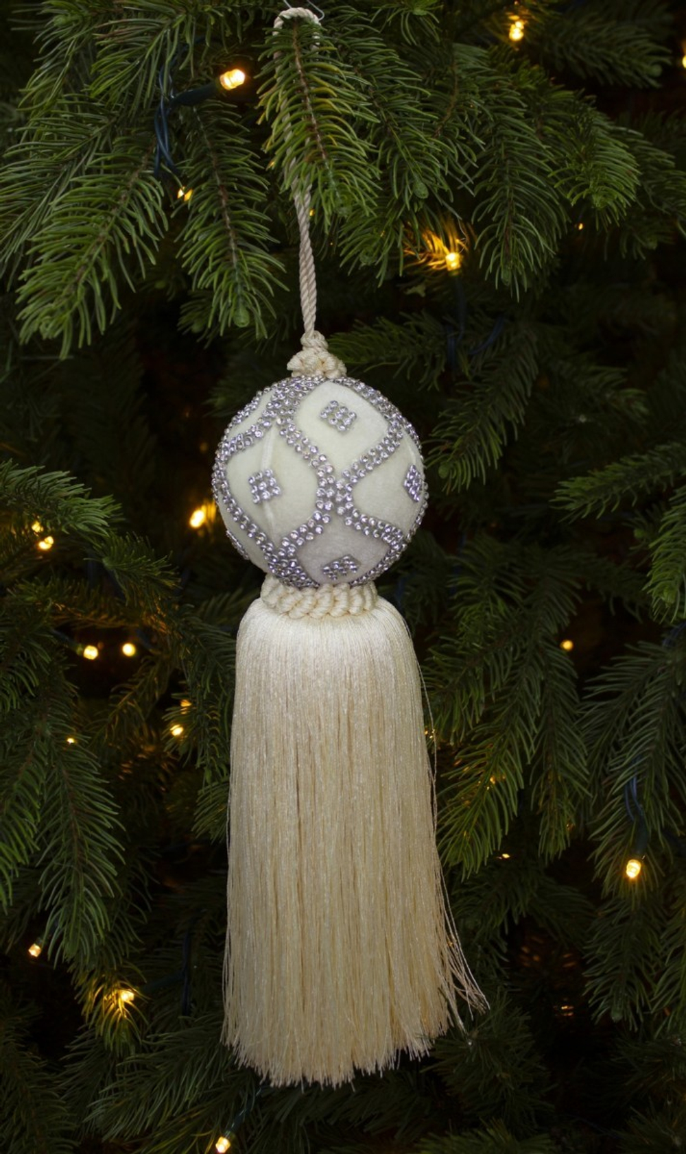 Подвеска 18х2.5см Noelle Шар с кисточкой серебро