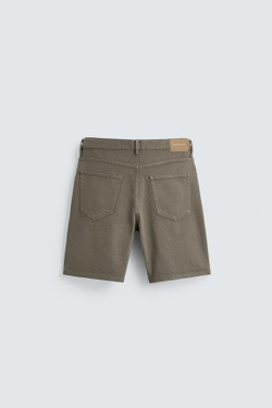 ZARA ДЖИНСОВЫЕ ШОРТЫ REGULAR FIT, ЗЕЛЕНОВАТЫЙ