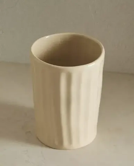 ZARA HOME СТАКАН ДЛЯ ЗУБНЫХ ЩЕТОК С РЕЛЬЕФНЫМ УЗОРОМ, РОЗОВАТО-БЕЖЕВЫЙ