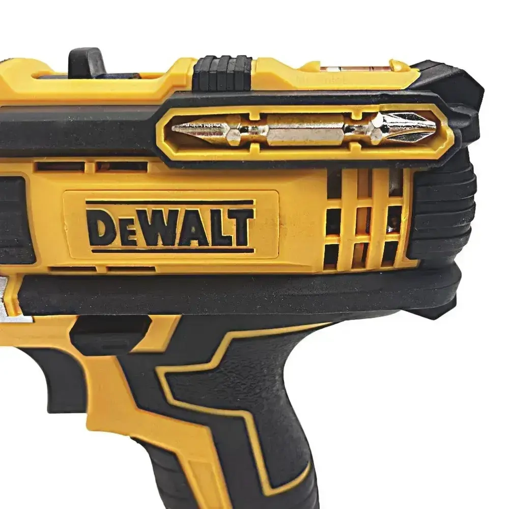 Шуруповерт аккумуляторный 18 V DeWALT 770 .