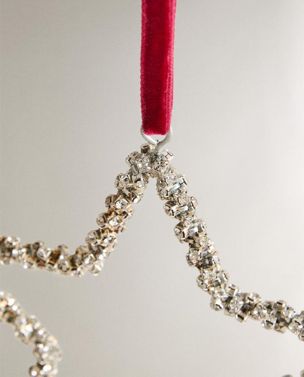 ZARA HOME ЕЛОЧНОЕ УКРАШЕНИЕ «ЗВЕЗДА» С РЕЛЬЕФНЫМ УЗОРОМ, СЕРЕБРЯНЫЙ