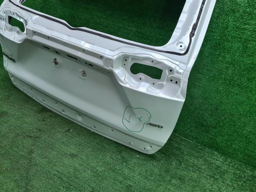 Крышка багажника Toyota RAV4 5 XA50 (2018-н.в.)