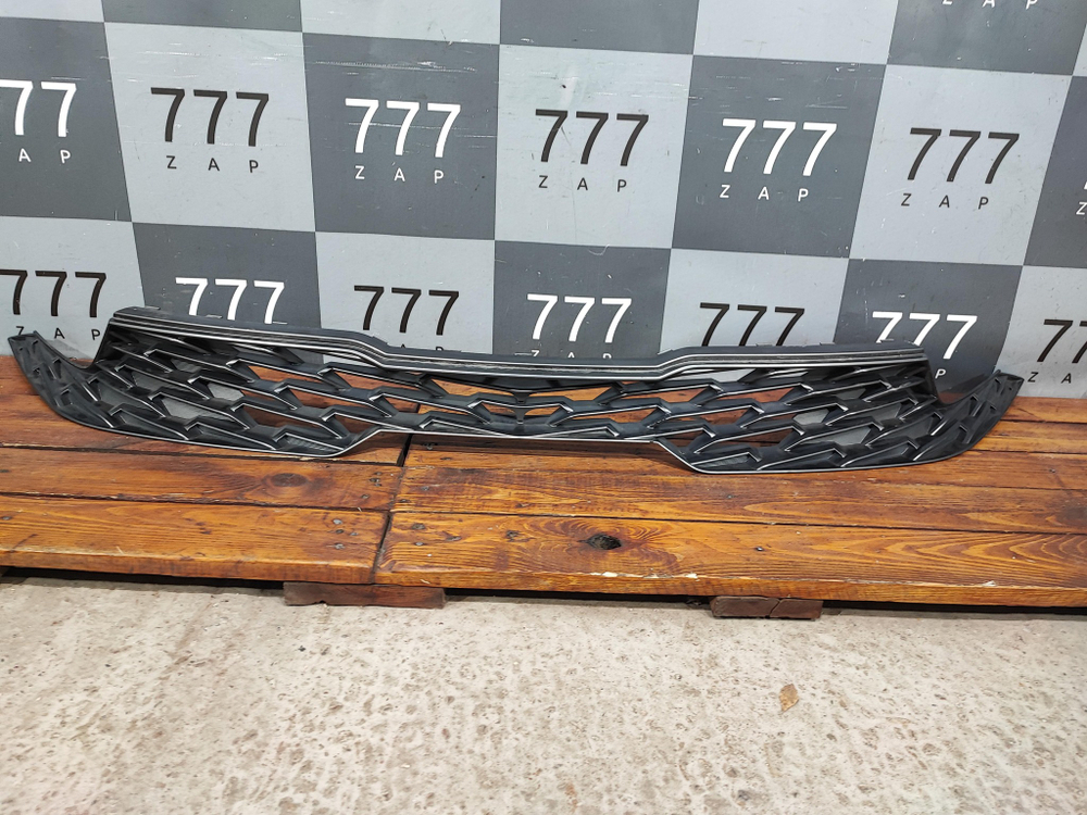 Решетка радиатора GT Line Kia K5 20-22 Б/У Оригинал 86350L2300