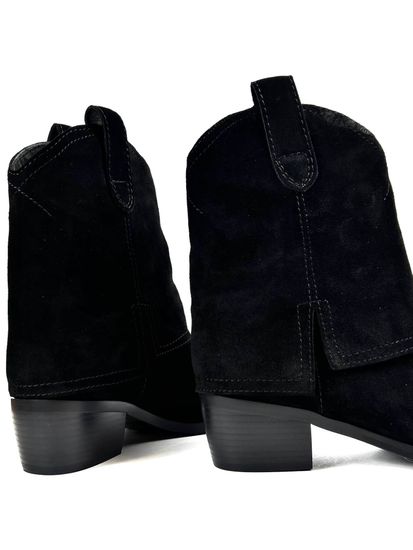 Казаки женские