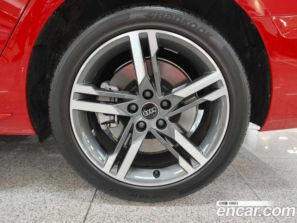 Audi A4 (B9) 45 TFSI Quattro Premium (12.2022)