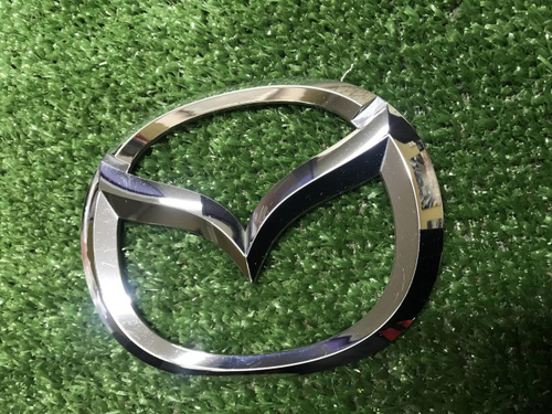 Эмблема задняя Mazda 3 BM (2013-2019)