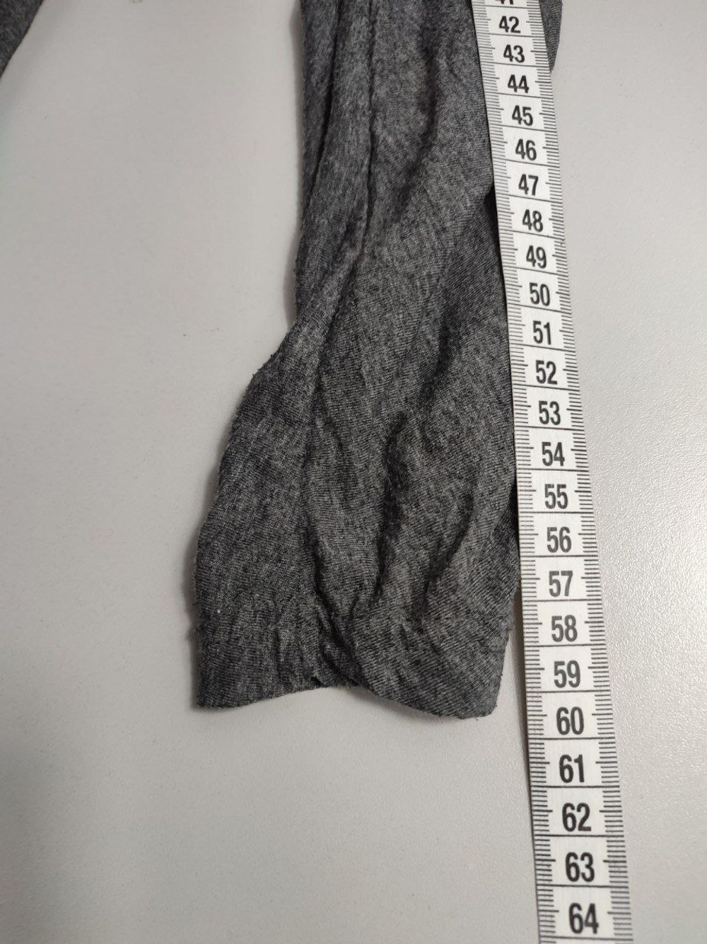 Платье серое открытое 44 размер