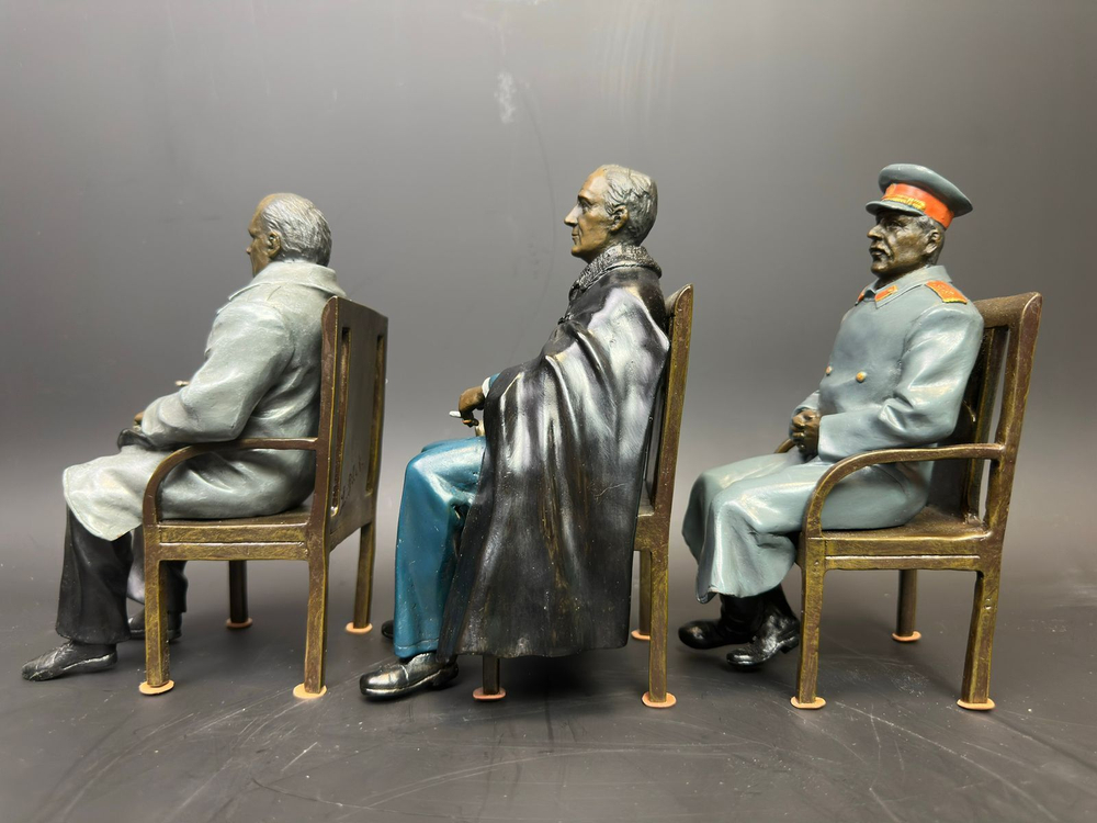 Бронзовая скульптура « Коалиция»