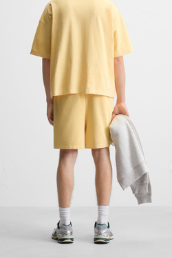 ZARA ШОРТЫ-ДЖОГГЕРЫ СВОБОДНОГО КРОЯ С ЭФФЕКТОМ ПОТЕРТОСТИ, МЯГКИЙ ЖЕЛТЫЙ