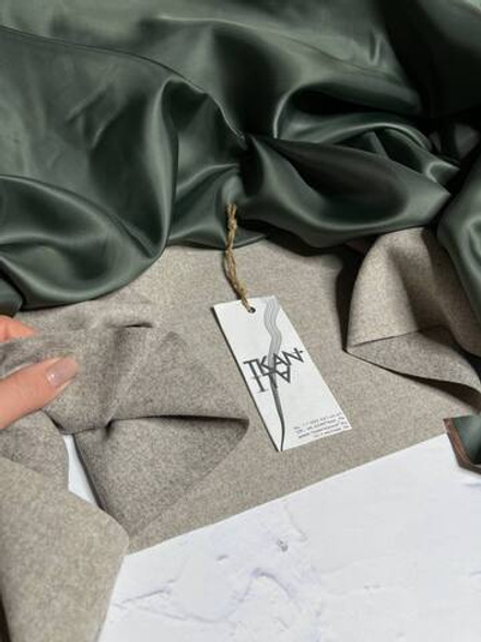 Пальтово-костюмная двусторонняя смесовая фланелевая ткань (Antonio Marras, 40%шерсть/30%пэ/21%вискоза/7%полиамид/2%эластан, 137, Светлый серо-бежевый)