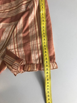 Блузка Le Soleil практичная, визуально на 50 размер