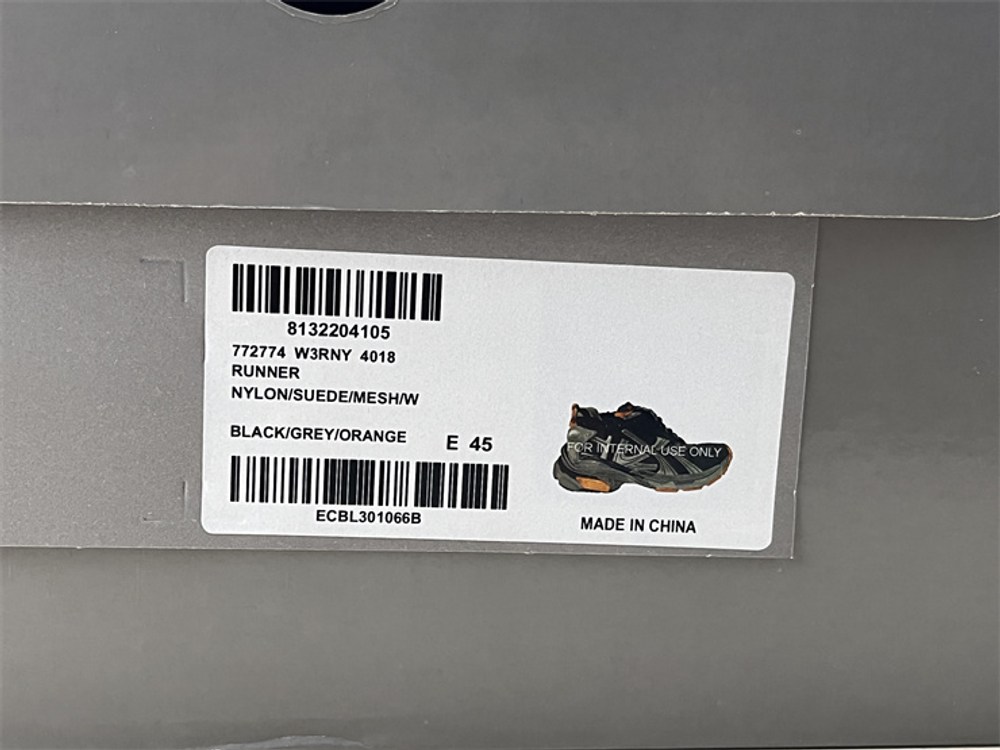 Balenciaga Runner 772774-W3RNY-4018