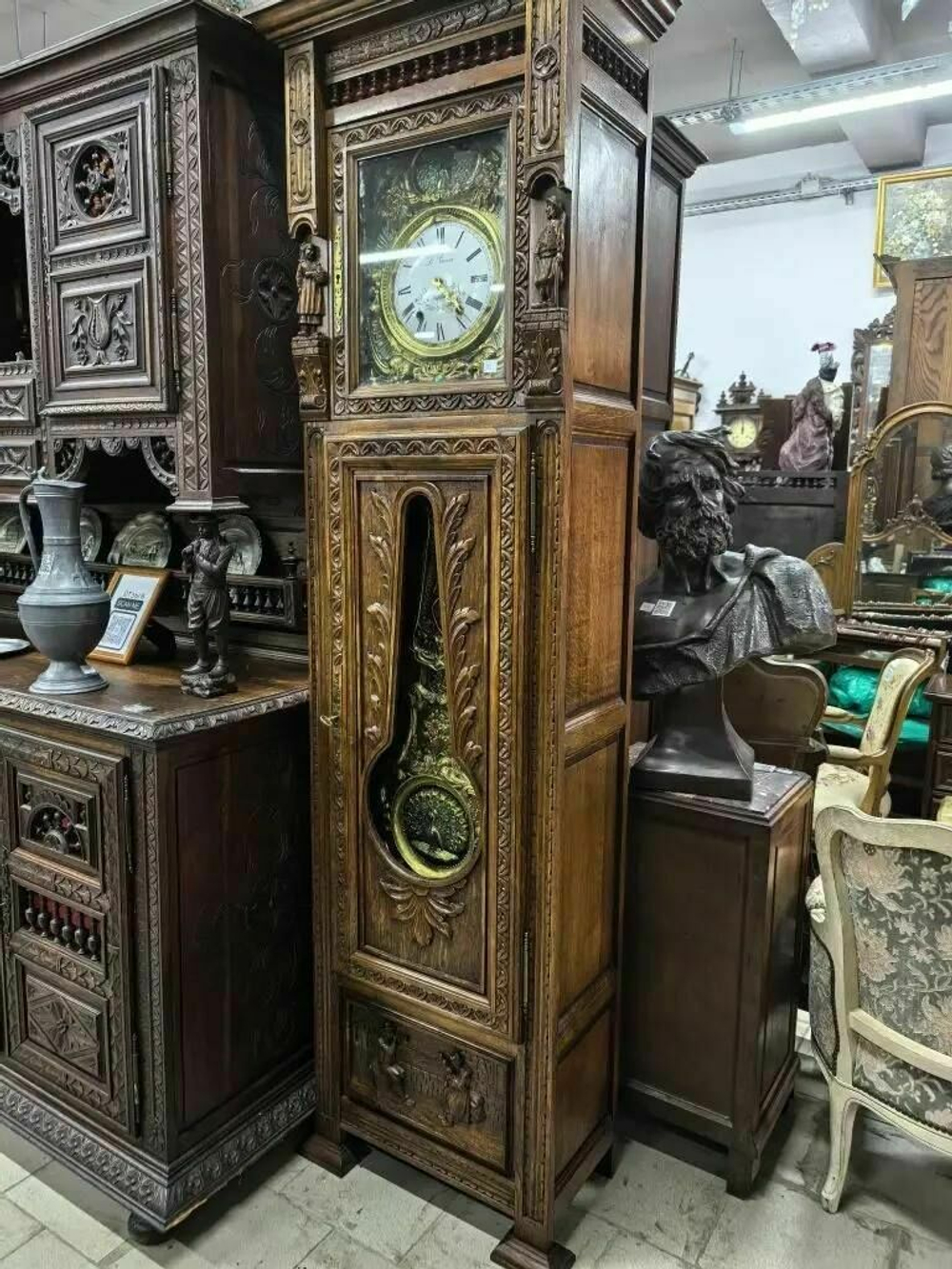Старинные напольные часы бретонь