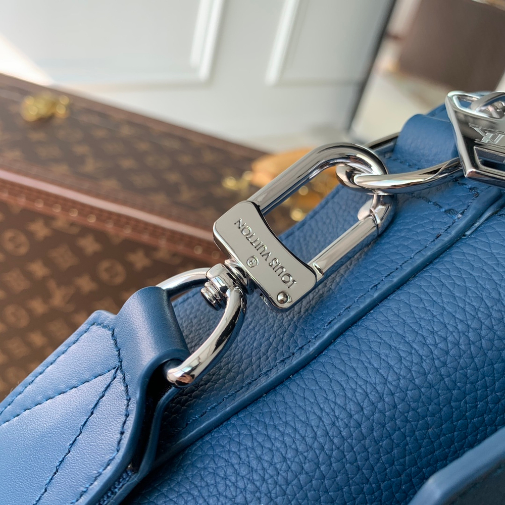 Louis Vuitton Fastline Messenger Bag