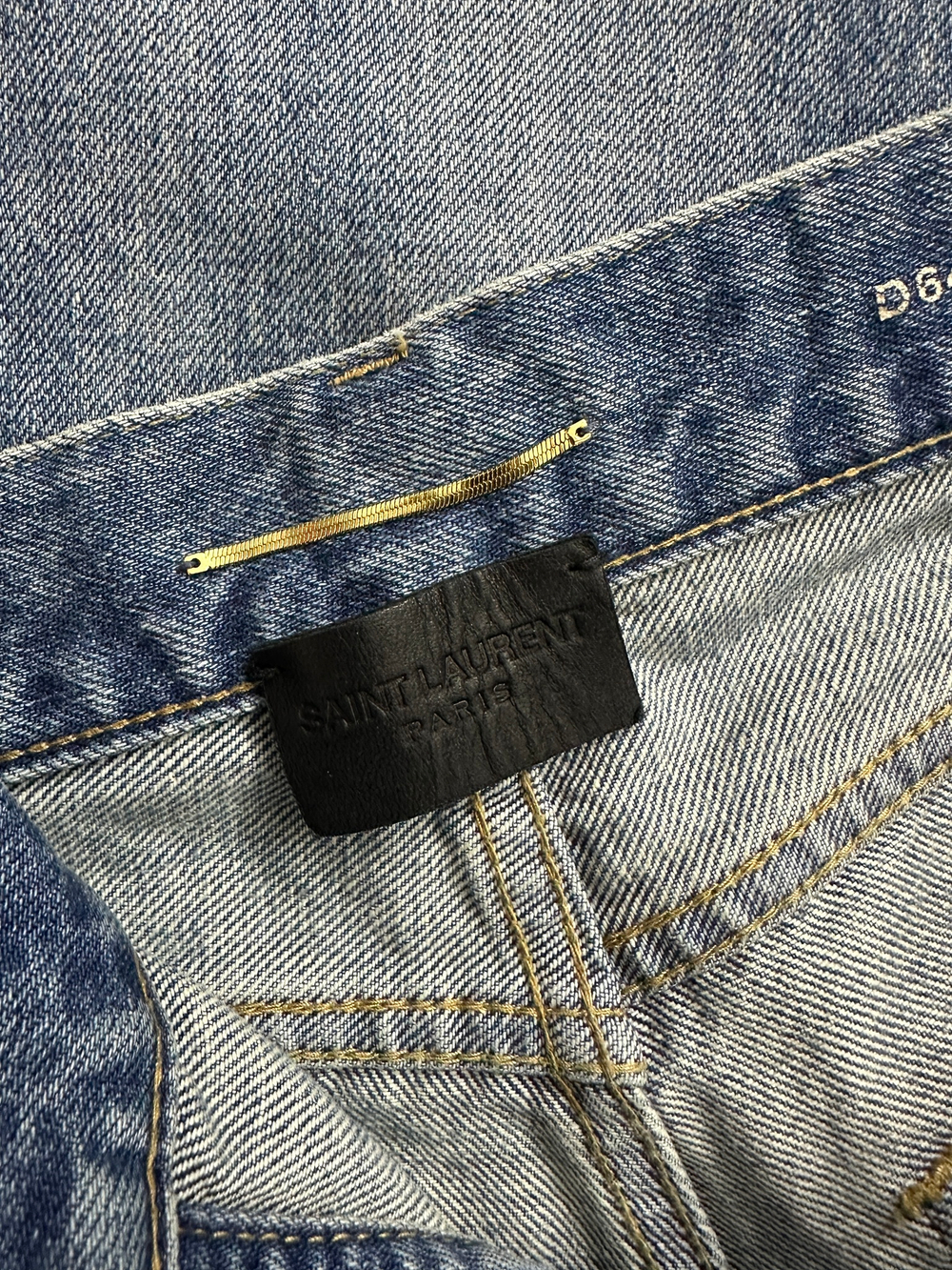 Джинсы Saint Laurent